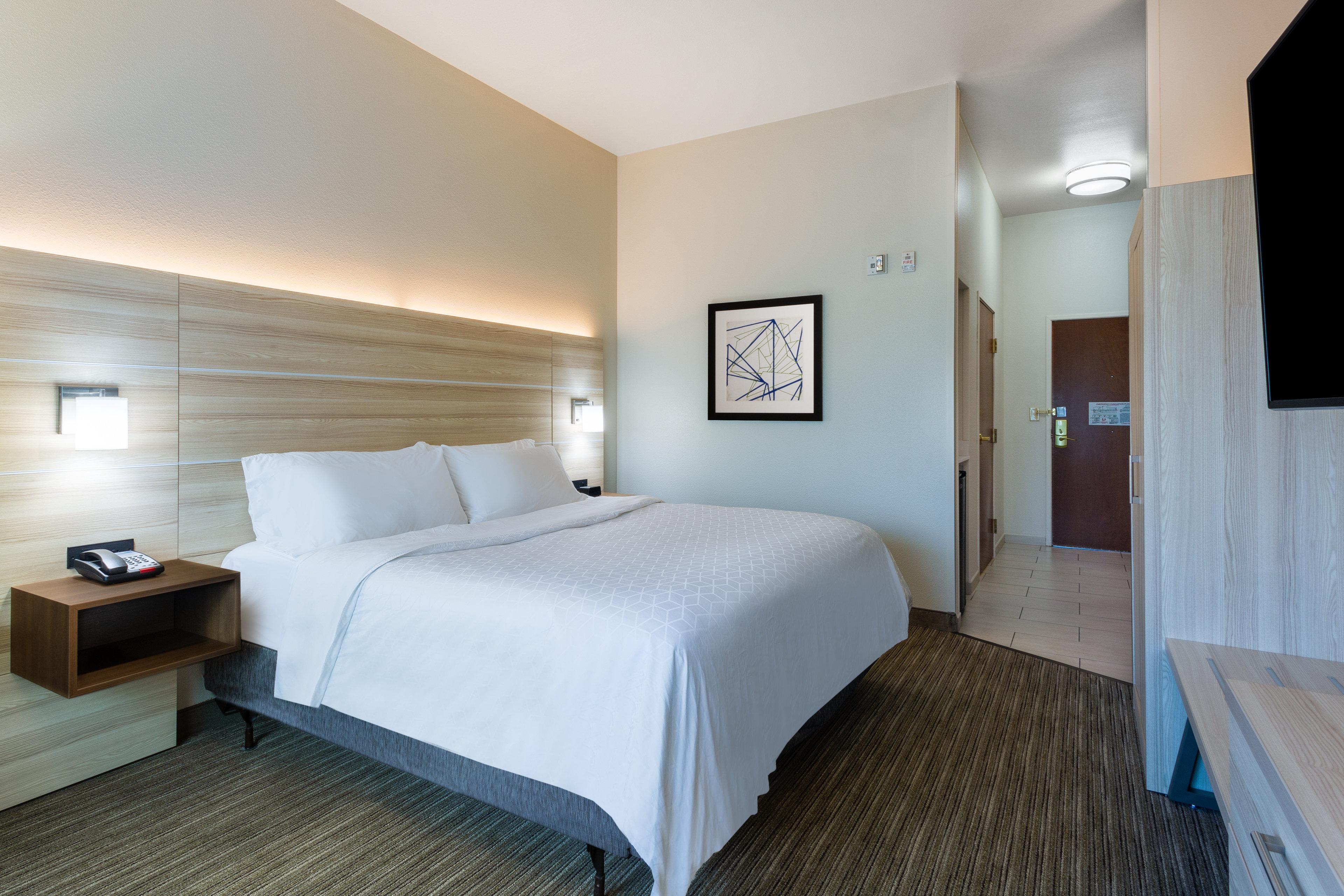 Holiday Inn Express Hotel & Suites Lewisburg By Ihg Exterior photo
